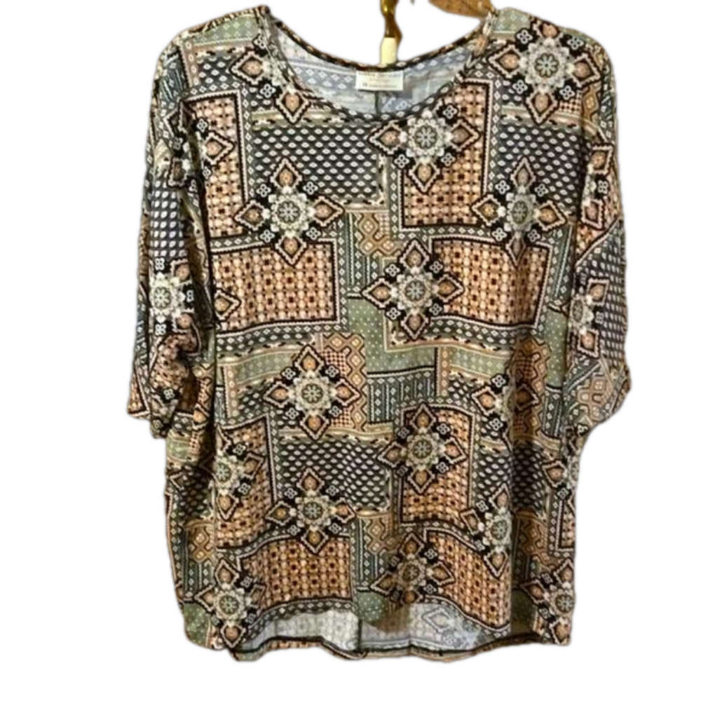 Bobbie Brooks Top Women size 1X Multicolor Geometric Design Soft Stretch